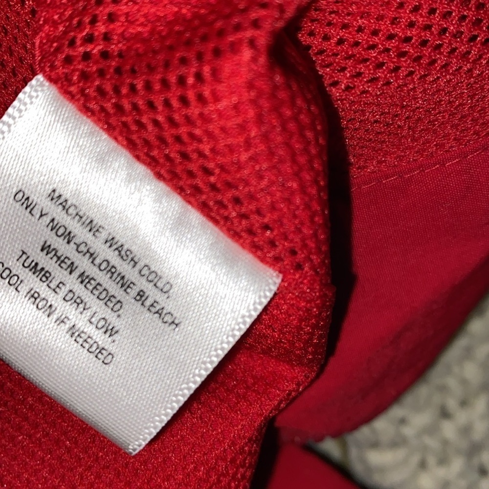Basic Editions red jacket size large - Picture 9 of 12